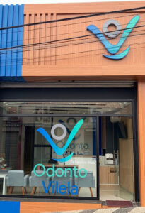 Clinica Odonto Vilela - Tratamento de Canal - Prótese Dentária - Aparelho Dental - Clareamento Dental - Restauração Dentária